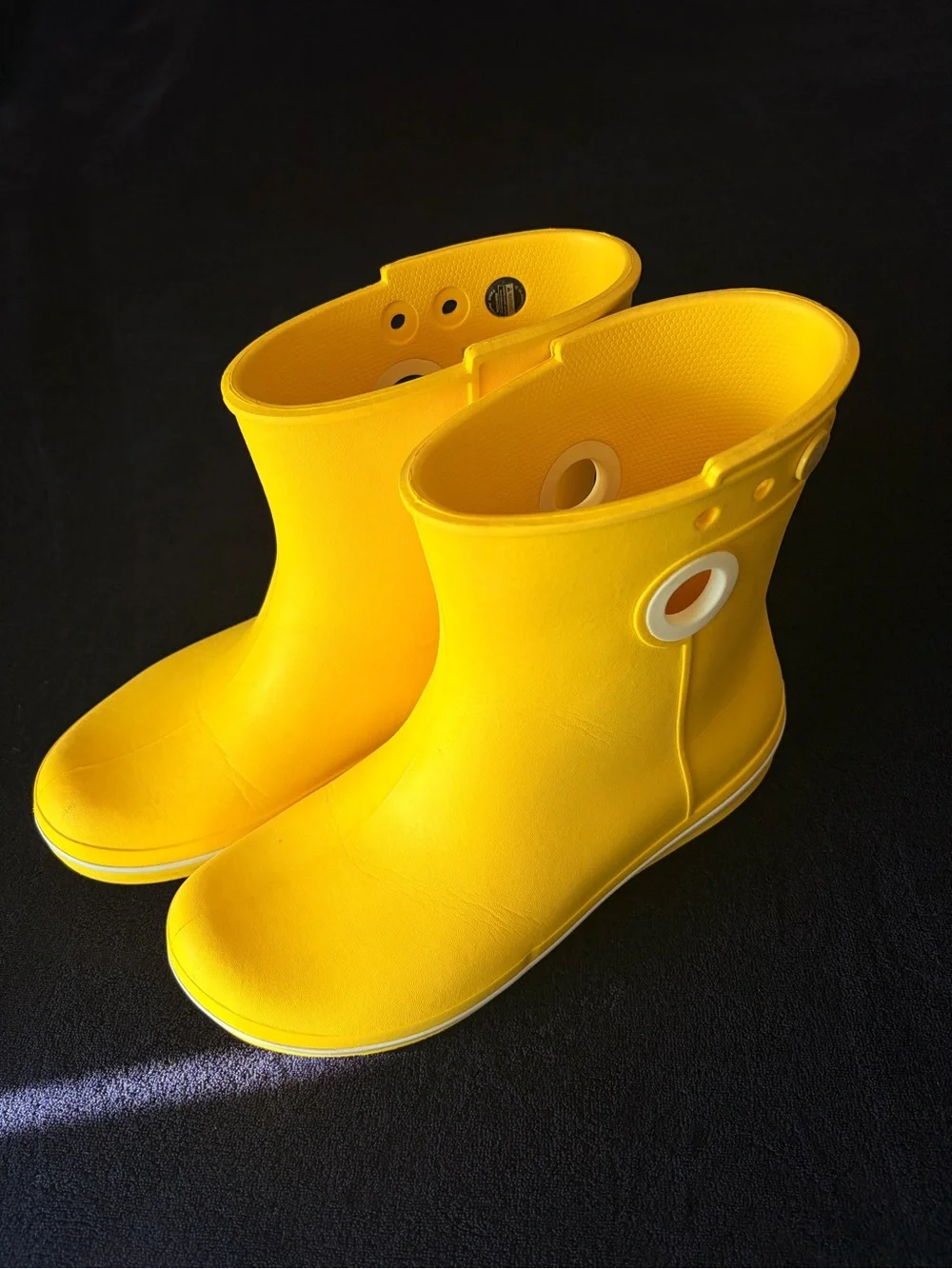 Yellow Crocs Jaunt Shorty Rain Boots